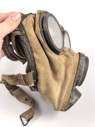 Ungarn 2. Weltkrieg, Armeegasmaske Modell 1934. Maskenkörper trocken .