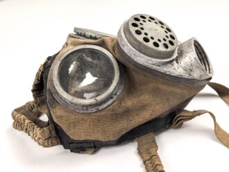 Ungarn 2. Weltkrieg, Armeegasmaske Modell 1934. Maskenkörper angetrocknet