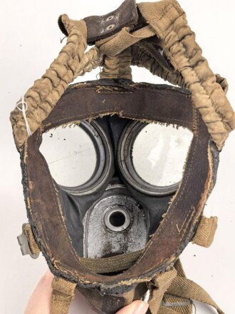 Ungarn 2. Weltkrieg, Armeegasmaske Modell 1934. Maskenkörper angetrocknet