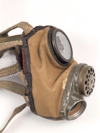 Ungarn 2. Weltkrieg, Armeegasmaske Modell 1934. Maskenkörper angetrocknet