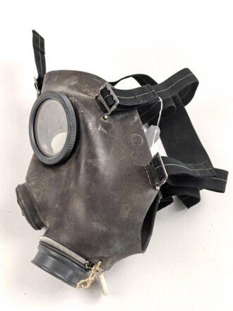 Schweiz, Gasmaske Modell 1974 in gutem Zustand