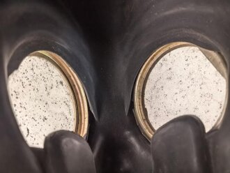 Russland, Gasmaske GP5 mit Ohraussparung  in gutem Zustand