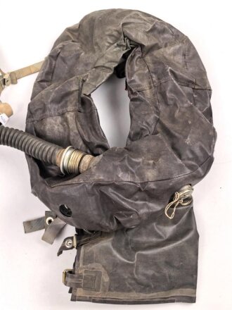 Russland, Gasmaske Modell IP-4 an einer Art Tauchretter ? Guter Gesamtzustand