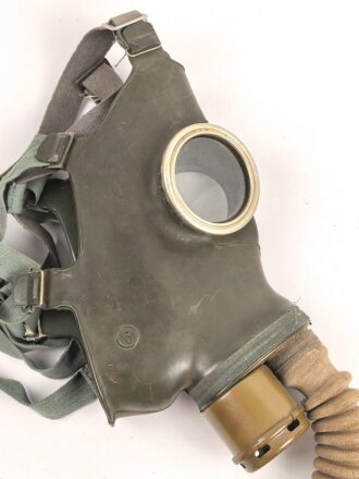 Russland, Gasmaske GP4u mit Schlauch und Filter,   in gutem Zustand