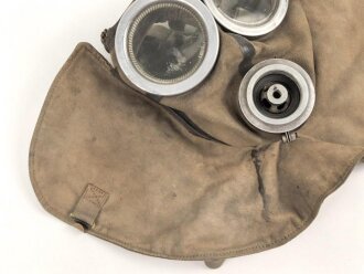 Gasmaske mit seitlichem Gesichtsschutz, ohne Markierung