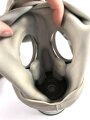 Russland, Gasmaske GP5 mit Filter in Bereitschaftstasche, guter Gesamtzustand