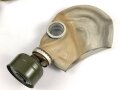 Russland, Gasmaske GP5 mit Filter in Bereitschaftstasche, guter Gesamtzustand