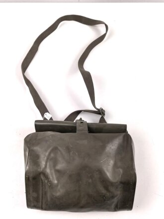 Bundeswehr, Gasmaske Modell 1965 in Tasche, mit...