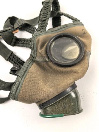 Deutschland,  Auer GTG Maske mit Kunststoffmundstück