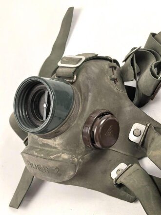 Deutschland,  Atemschutzhalbmaske Auer-2