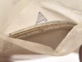 Deutschland,  Bereitschaftsbüchse aus Kunststoff  für eine Gasmaske der Firma "DRAEGER"