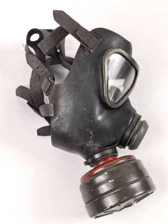 Bundeswehr, Gasmaske Modell 1965 mit Filter