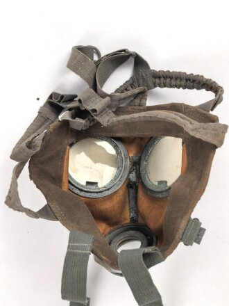 Deutschland,  Atemschutzmaske Degea D.R.P , datiert 1929, Maskenkörper angetrocknet