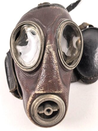 Deutschland,  Leder B Maske mit Ohrenschützern ?, Patent Draeger