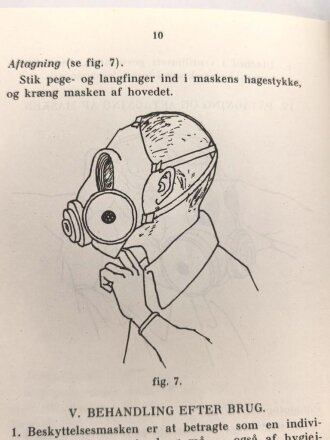 Dänemark, Bedienungsanleitung für die Schutzmaske M/45, datiert 1967, 12 Seiten, DIN A6