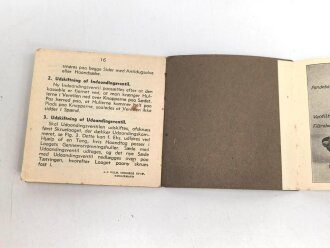 Dänemark, Bedienungsanleitung für die Zivilgasmaske M 1938, datiert 1939, 16 Seiten, Maße:8 x 8cm