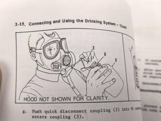 U.S. Technical Manual 3-4240-339-10 "Chemical-Biological Mask: Field M40 " February 1994, DIN A6