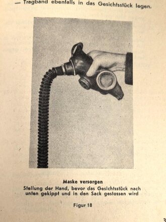 Schweizerische Armee " Die Gasmaske 53" datiert 1957, 55 Seiten, DIN A6