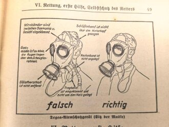 "Gasschutz... Gashilfe gegen Giftgase" 67 Seiten, über DIN A6 mit eingeklebeten Seiten, mittig geknickt