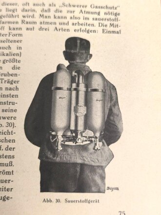 "Giftgase und Gasschutz" 77 Seiten, DIN A5, aus der Zeit des 2. Weltkrieg