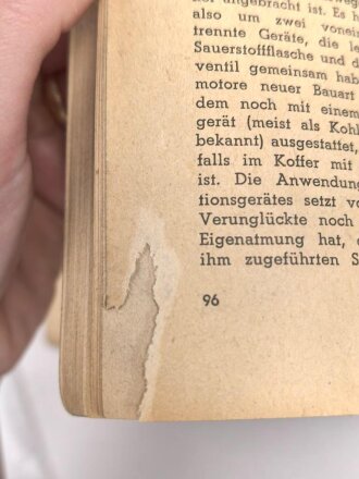 "Der Atemschutz in der Industrie" datiert 1956 mit 114 Seiten, DIN A5