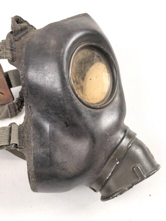 Deutschland,  Gasmaske 201 von Draeger.Datiert 1940, für aktiven Schuftschutz.