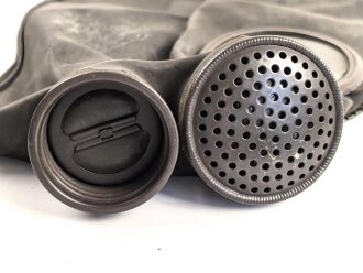 Italien, Gasmaske Pirelli "Rifugio T.U.O./M.N.." Gummi weich