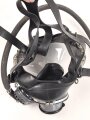 Deutschland,  Dräger Panorama Respirator mit Schlauch