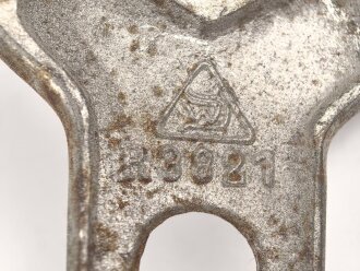 Draeger Werke, Maulschlüssel für ein Beatmungsgerät, höchstwahrscheinlich aus der Zeit des 2. Weltkrieg. Gesamtlänge knapp 18cm