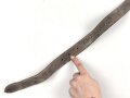 Ledergürtel mit Halterung für ein Beamtungsgerät. Ungereinigtes Stück