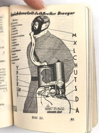 Dräger Gasschutz im Luftschutz in Industrie und Gewerbe, 268 Seiten, Kleinformat, datiert 1936