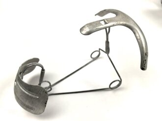 Deutschland nach 1945 , Gasmasken Spanner datiert 1960....