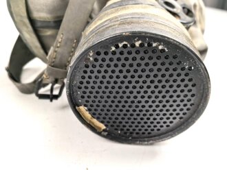 Ungarn ?, Pferdegasmaske KSPM in gutem Zustand, mit Gasbrille in Umverpackung. Russisches Modell, so auch unter anderem in Polen im Einsatz.