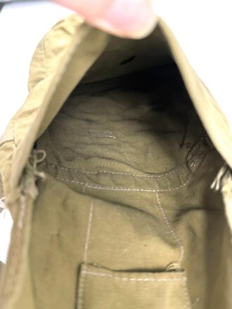 Deutschland nach 1945 , Bereitschaftstasche für eine Gasmaske Zivilschutz