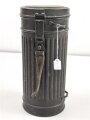 Gasmaskendose / Bereitschaftsbüchse Wehrmacht Modell 1938. Originallack, guter Zustand, datiert 1939