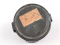 Gasmaskendose / Bereitschaftsbüchse Wehrmacht Modell 1938. Originallack, guter Zustand, datiert 1939