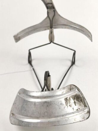 Gasmaskenspanner Wehrmacht, guter Zustand, datiert 1935