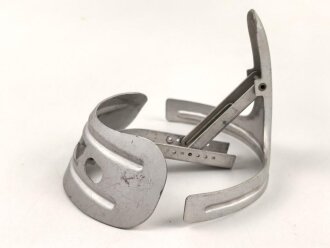Deutschland nach 1945 , Gasmaskenspanner "Medi"...