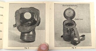 Dänemark, Bedienungsanleitung für die Zivilgasmaske M 1938, datiert 1939, 16 Seiten, Maße: 8 x 8cm