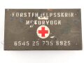 Verbandkasten für Kraftfahrzeuge der Wehrmacht,  das Inhaltsverzeichnis überklebt. Von der norwegischen Armee überlackiertes Stück