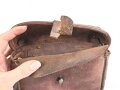 Norwegen, Koppeltasche defekt. Maße etwa 16 x 17 x 3cm