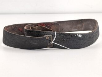 Kaiserreich, Koppelriemen für Mannschaften. Angetrocknetes Lackleder, Patetntverschluss, Höhe 39mm, Gesamtlänge 95cm