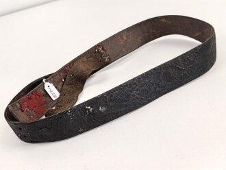 Kaiserreich, Koppelriemen für Mannschaften. Angetrocknetes Lackleder, Patetntverschluss, Höhe 39mm, Gesamtlänge 95cm