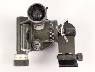Richtaufsatz 35 zum 80mm Granatwerfer 34 der Wehrmacht. Norwegisch überlackiertes Stück, voll beweglich