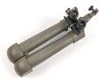 Scherenfernrohr S.F. 14 Z, mit deutscher Heereseinteilung H/ 6400. Überlackiertes Stück, anstelle des Herstellers ist hier "C.Z. 8 B" markiert, C.Z. für Carl Zeiss ? . Klare Durchsicht, rechts ein Gitternetz verbaut.