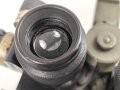 Scherenfernrohr S.F. 14 Z, mit deutscher Heereseinteilung H/ 6400. Überlackiertes Stück, anstelle des Herstellers ist hier "C.Z. 8 B" markiert, C.Z. für Carl Zeiss ? . Klare Durchsicht, rechts ein Gitternetz verbaut.