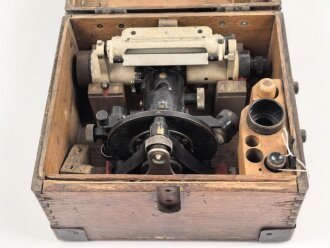 Nivelliergerät von Carl Zeiss Jena. Meiner Meinung...