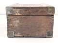 Nivelliergerät von Carl Zeiss Jena. Meiner Meinung nach zivile Ausführung. Bei der Durchsicht ist nur ein Fadenkreuz erkennbar. Im Transportkasten samt diversem Zubehör