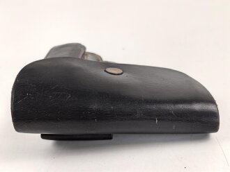 Pistolentasche schwarzes Leder. Keine Markierungen, Alter und Herkunft unbekannt, Höhe auf der Magazinseite gemessen 17cm