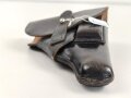 Pistolentasche schwarzes Leder. Keine Markierungen, Alter und Herkunft unbekannt, Höhe auf der Magazinseite gemessen 18cm
